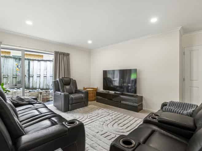 13 Phoebe Meikle Place, Torbay