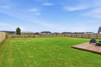 94 Ridgeland Way, WEST MELTON