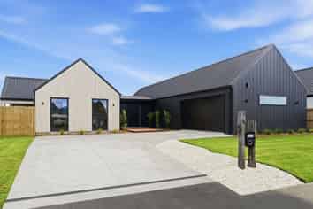 94 Ridgeland Way, WEST MELTON