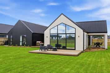 94 Ridgeland Way, WEST MELTON