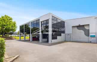 Prominent Corner Site With Dual Access Warehouse