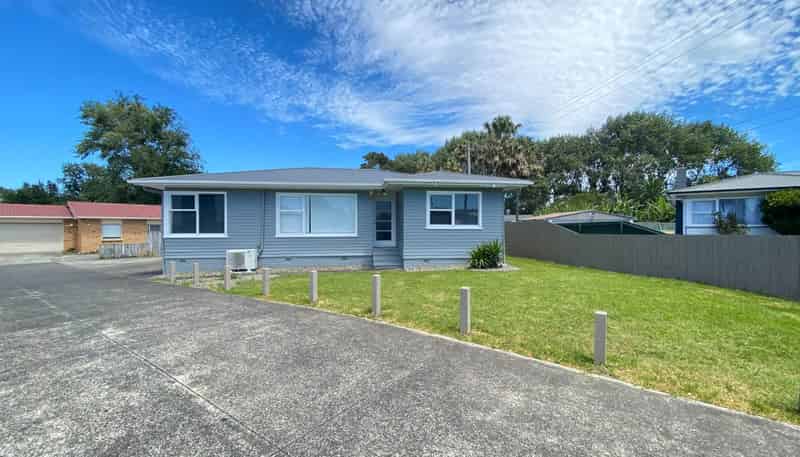 18 Celia Place, Mangere East