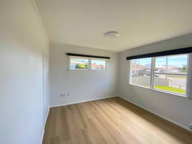 18 Celia Place, Mangere East