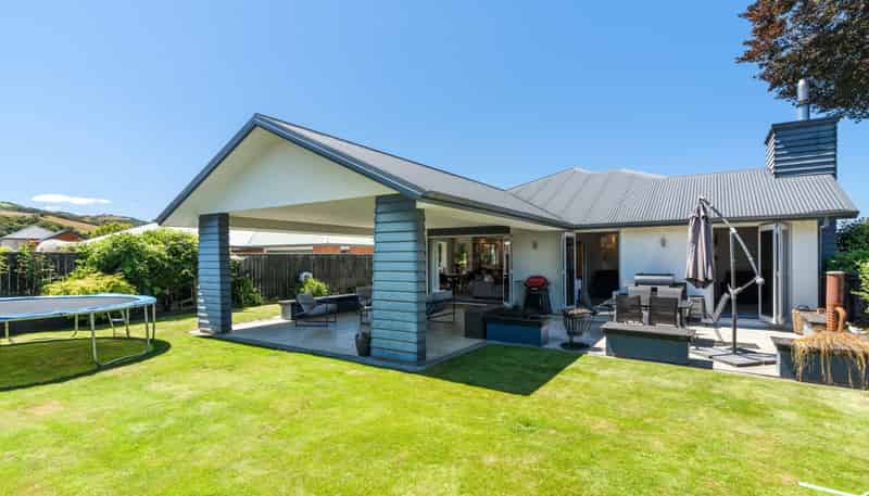 15 Mountfort Street, Outram