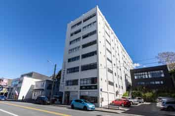 5D/163 Thorndon Quay, Thorndon