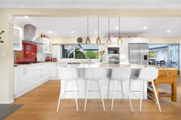 16 Langford Place, Dairy Flat