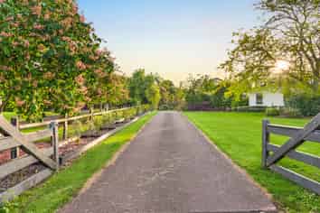 16 Langford Place, Dairy Flat