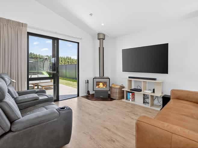 81 Burdon Loop, Lake Hawea