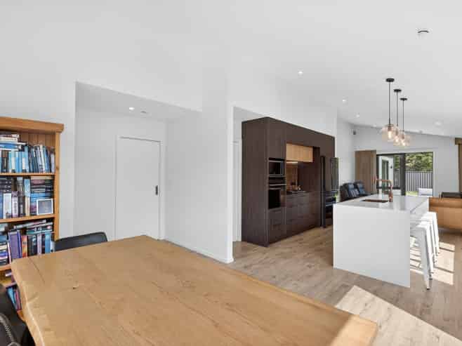 81 Burdon Loop, Lake Hawea