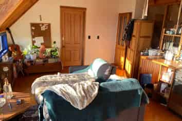 Auckland - Address withheld