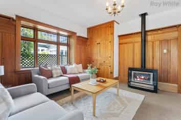 126 Francis Avenue, Saint Albans