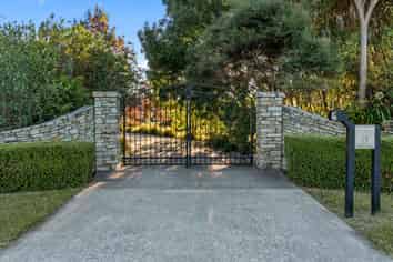 77 Bawden Road, Dairy Flat