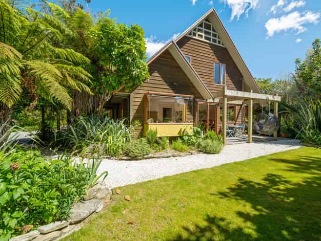 56 Camerons Road, Okaramio