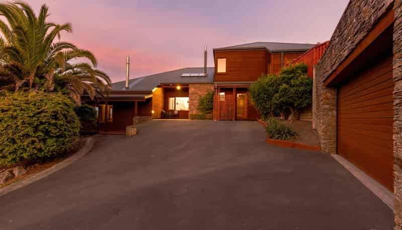 11 Penny Lane, Richmond