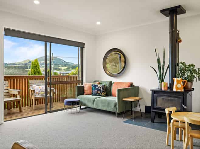 1 Viscount Road, Waldronville