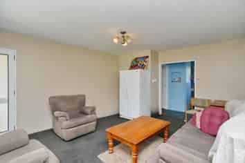 5/738 Ferry Road, Woolston