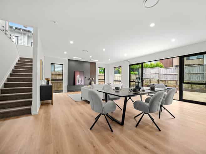 6 Pukeko Road, Hobsonville