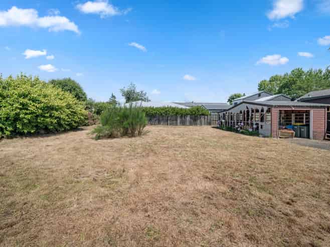 11 Kain Avenue, Fenton Park