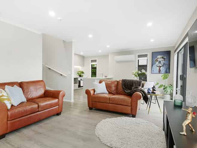 6D Te Whiti Grove, Waterloo