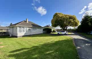 78 May Road, Mount Roskill