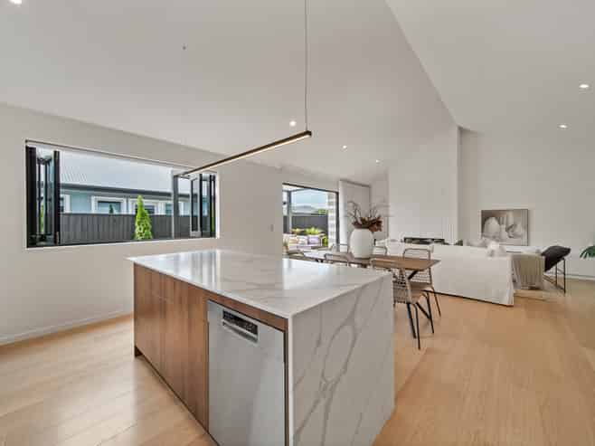 6 Spalling Road, Halswell