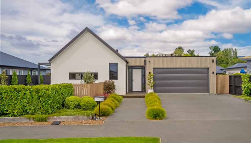 6 Spalling Road, Halswell