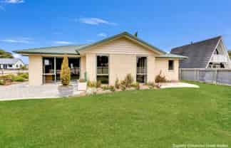 16 Maria Street, Lumsden