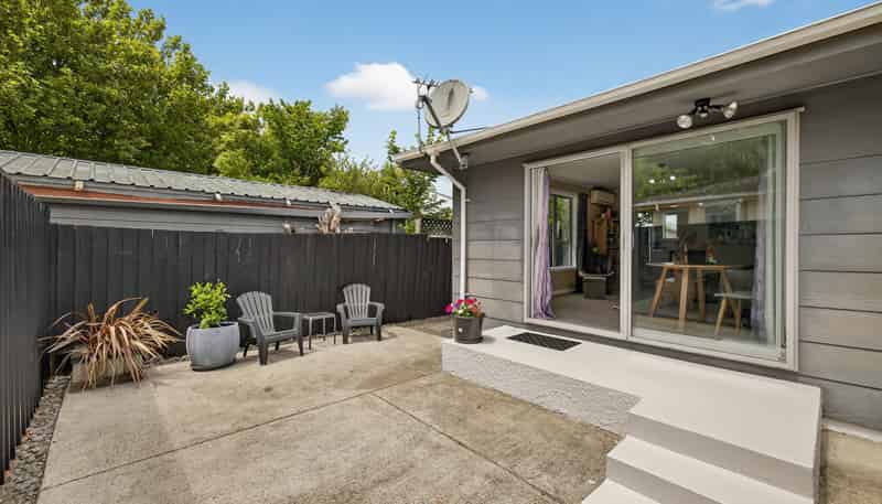 1/581 Gloucester Street, Linwood