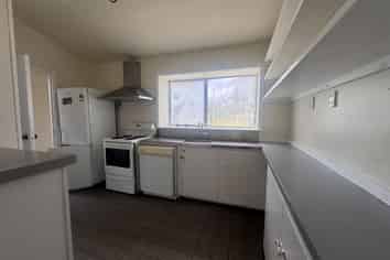 134 Holly Road, Saint Albans