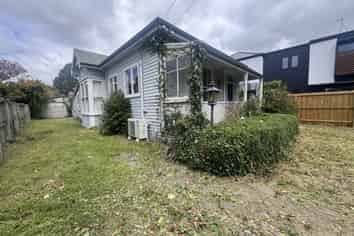 134 Holly Road, Saint Albans