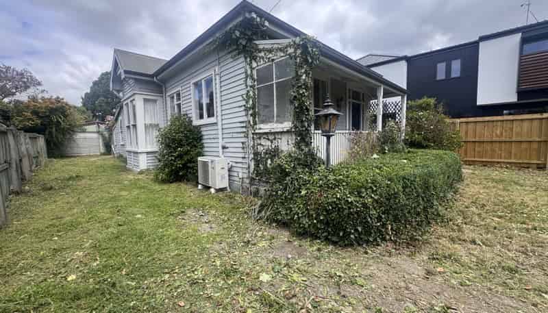 134 Holly Road, Saint Albans