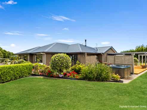 98 Pitt Road, Hillsborough