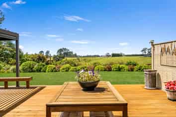 98 Pitt Road, Hillsborough