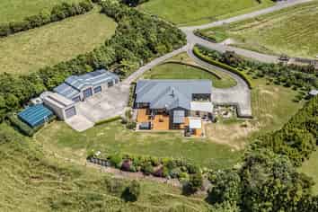 98 Pitt Road, Hillsborough