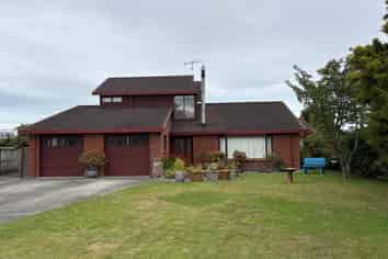 10  Wright Grove , Levin