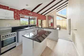 10  Wright Grove , Levin