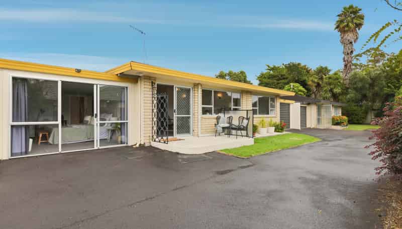 2/531 Devonport Road, Tauranga South