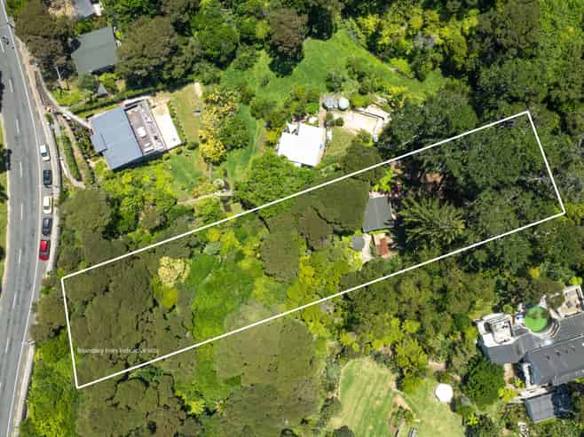 235 Ocean View Road, Oneroa