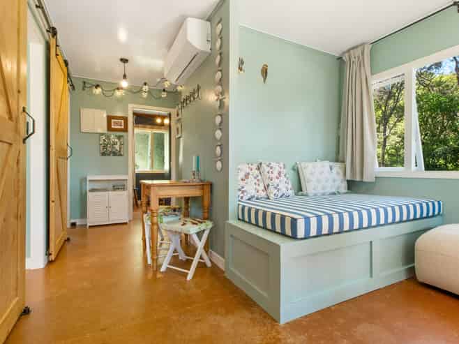 235 Ocean View Road, Oneroa