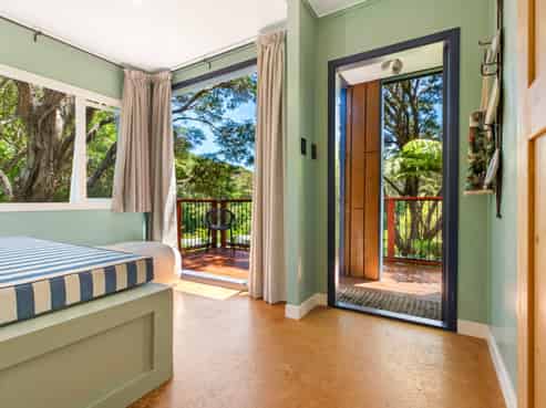 235 Ocean View Road, Oneroa