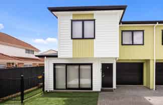 Lot 2-4/7 Percival Street, Manurewa