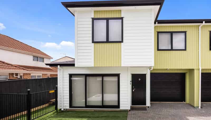 Lot 2-4/7 Percival Street, Manurewa