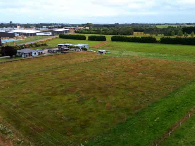 15 Kennington Roslyn Bush Road, Mill Road