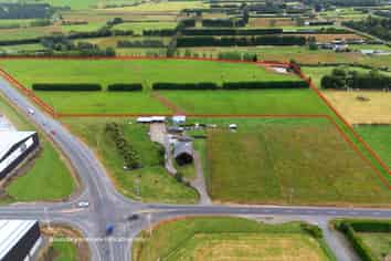 15 Kennington Roslyn Bush Road, Mill Road