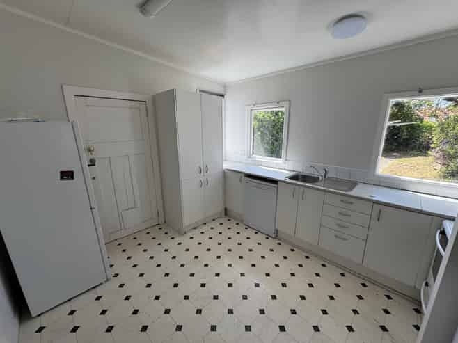 129 Hanson Street, Newtown