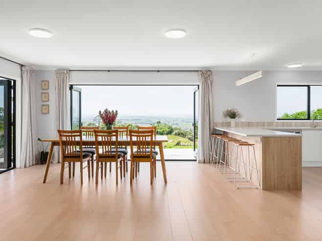 1309 Hetherington Road, Ruawaro