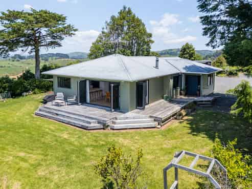 1309 Hetherington Road, Ruawaro