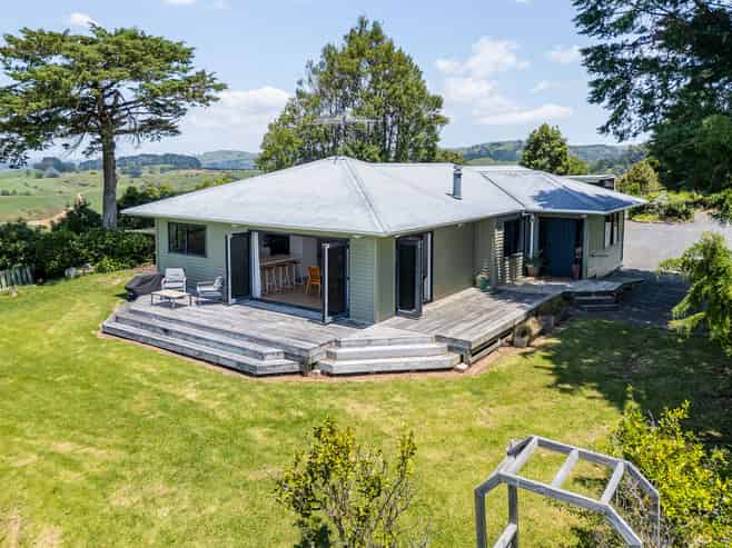 1309 Hetherington Road, Ruawaro