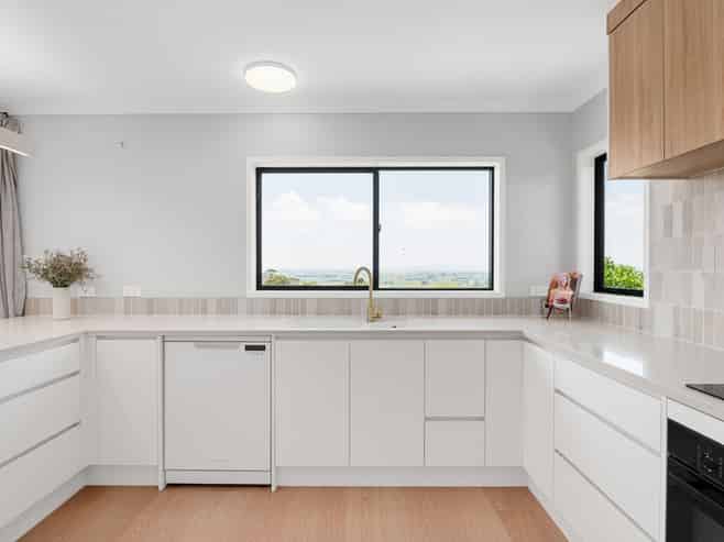 1309 Hetherington Road, Ruawaro