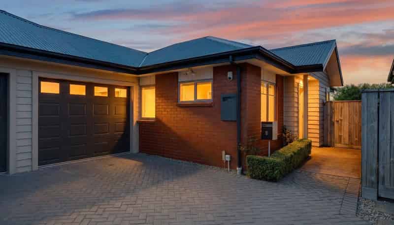 10 Streamside Court, Woolston